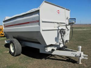 Knight Kuhn 3150 reel mixer feeder wagon | Farm Equipment>Mixers>Reel Feed Mixers - 1