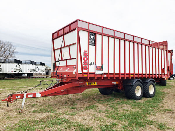 Meyer 8126 Floor Chain Trailer For Sale Post Equipment