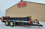 Meyer's-2425-Manure-Spreader