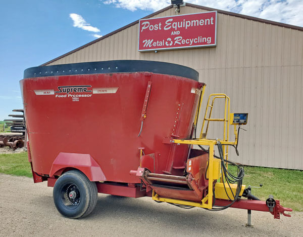 Vertical Feed Mixers for sale @ Post Equipment