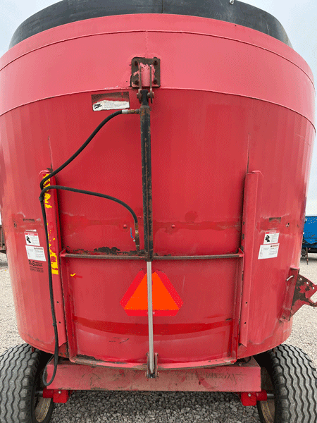 NDE-804-Vertical-Mixer-Wagon