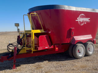 Supreme-1200T-Vertical-Feed-Mixer