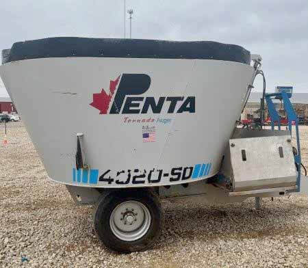 Penta-4020-Vertical-Mixer-Wagon
