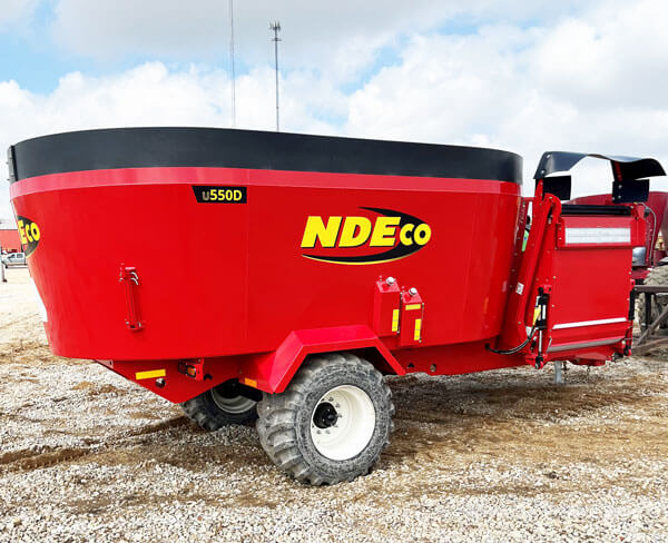 NDE-U550D-Vertical-Mixer-Wagon