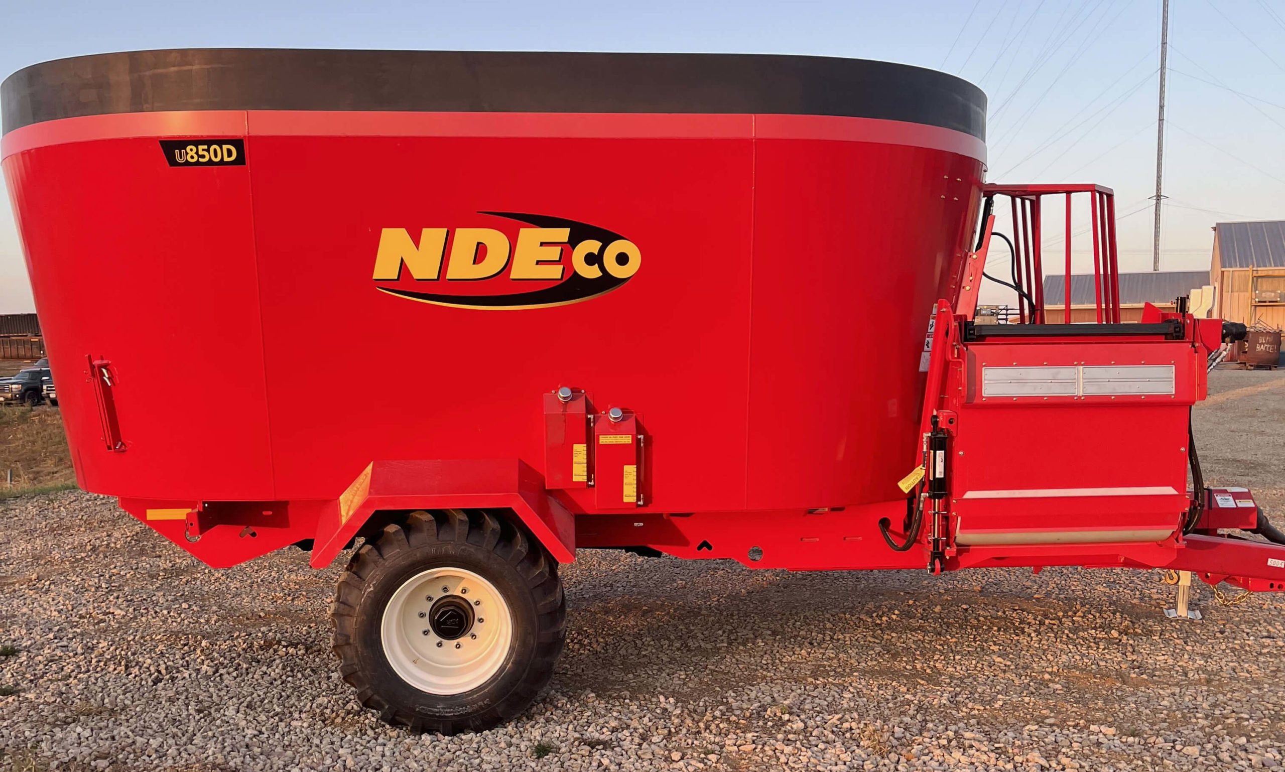 NDE-U850D-Vertical-Mixer-Wagon