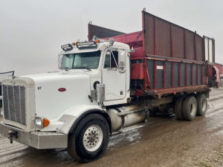 Spread-All-22-foot-mounted-on-a-1992-Peterbilt-Truck