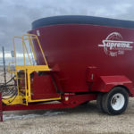 Supreme 900T Vertical Feed Mixer