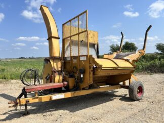 Haybuster 2564 Top Discharge Bale Shredder