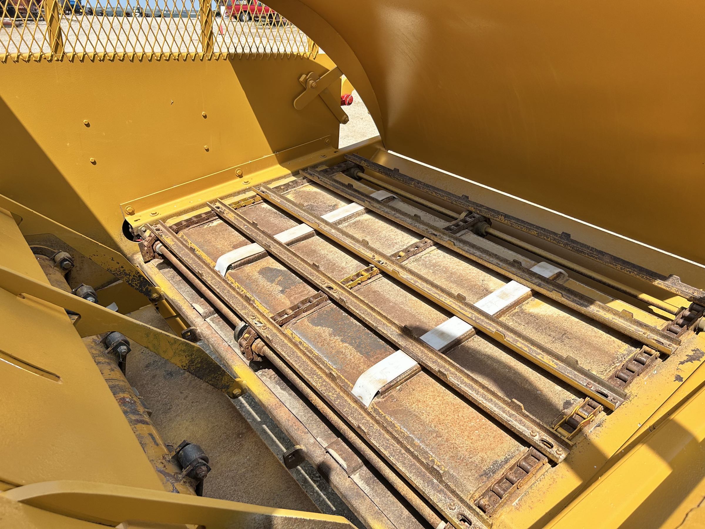 Haybuster 2650 Bale Processor - Image 10