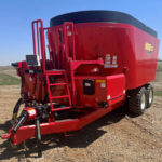 ***NEW*** NDEco FS950DL Vertical Mixer Wagon
