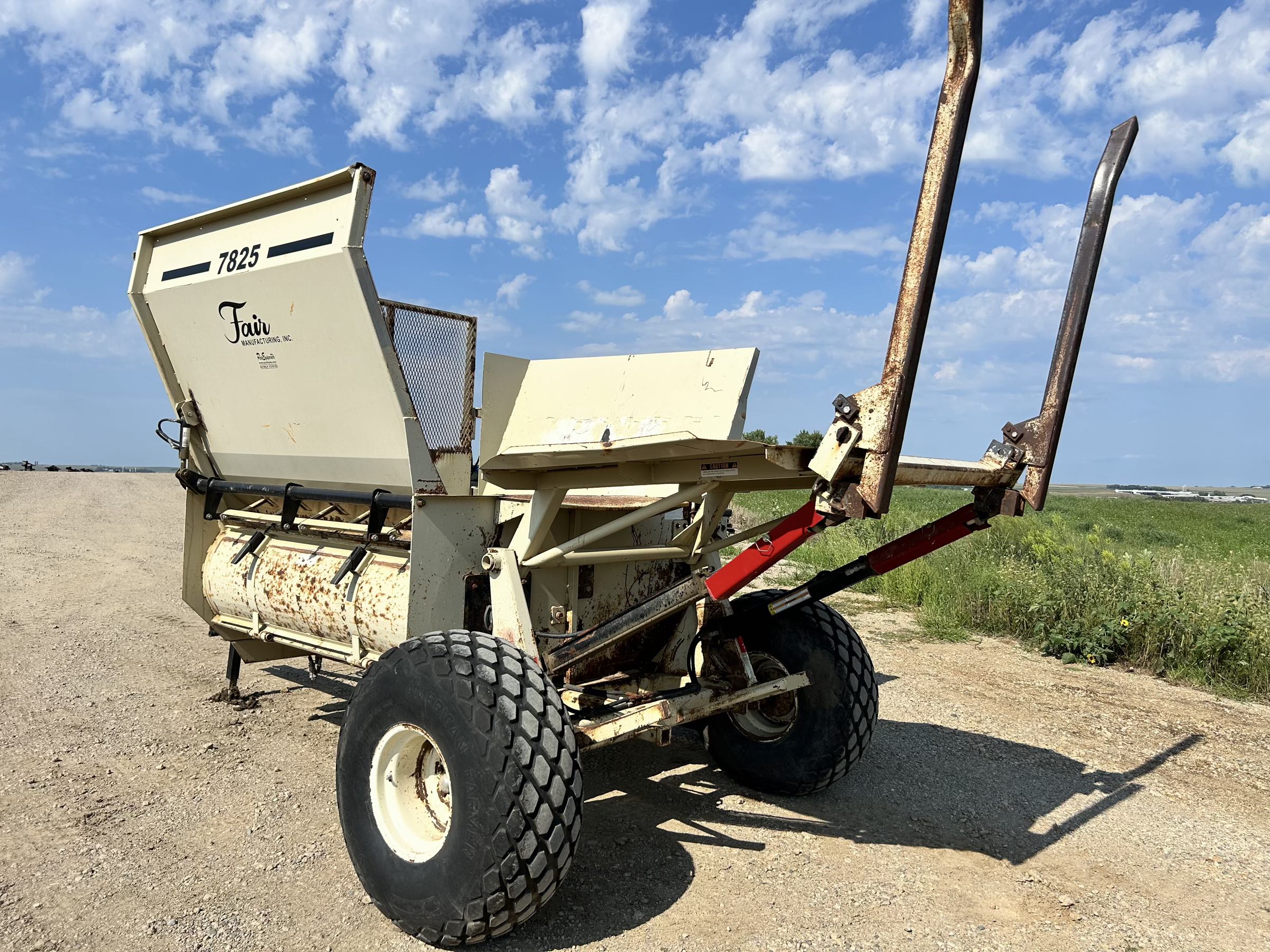 Fair 7825 Bale Shredder - Image 7