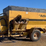 Buffalo 370 3-Auger Mixer Wagon