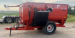 Knight 3125 Reel Mixer Wagon