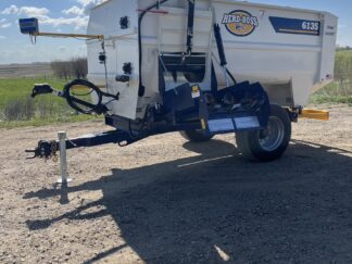 ***NEW*** Herd-Boss 6135 Reel Feed Mixer