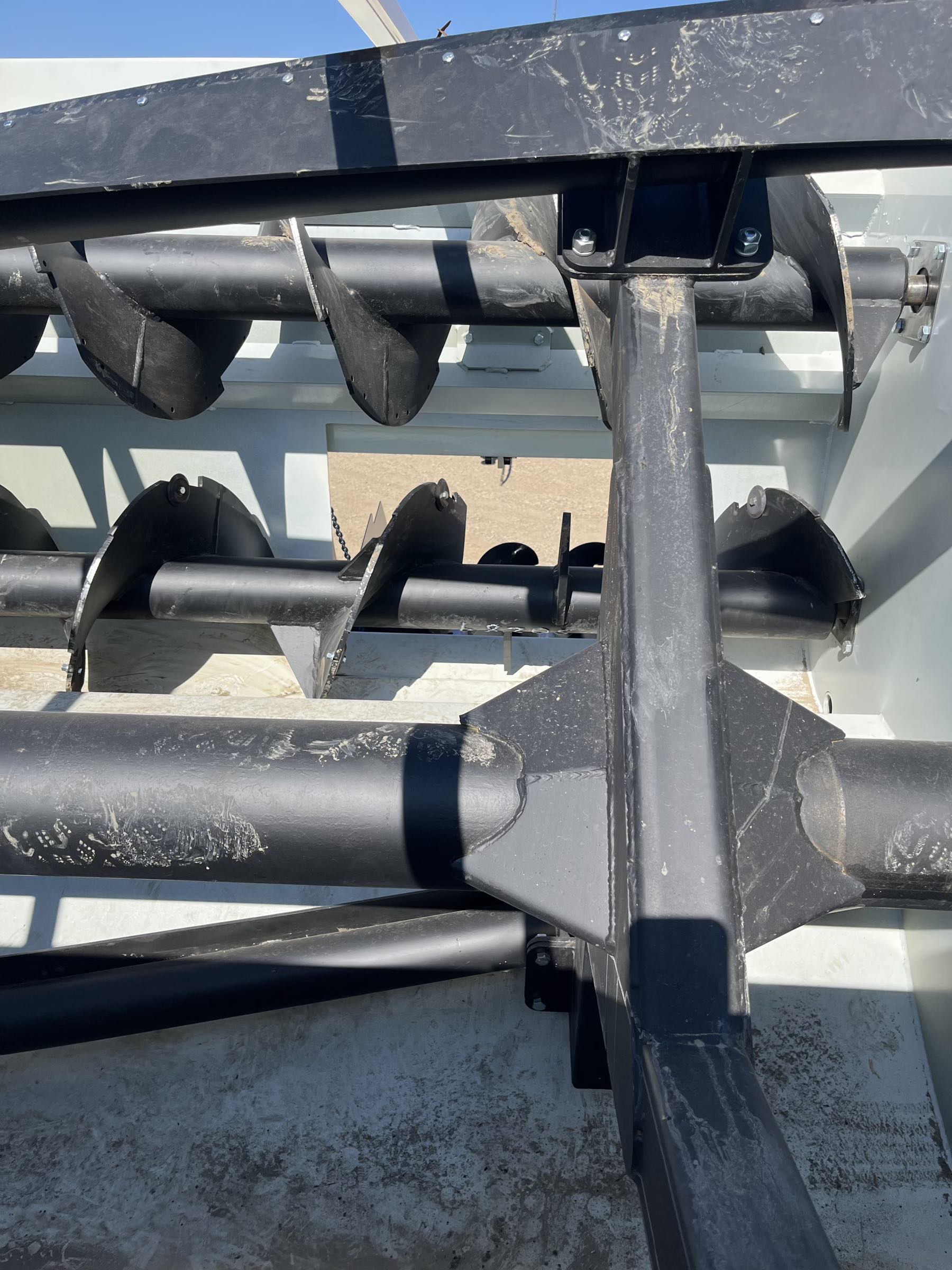 ***NEW*** Herd-Boss 6135 Reel Feed Mixer - Image 5