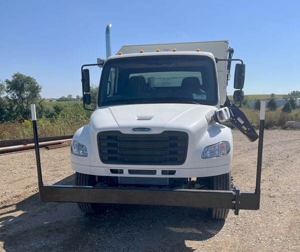 ***NEW*** Herd-Boss 6160 Reel Feed Mixer Mounted on a Freightliner Truck - Image 2