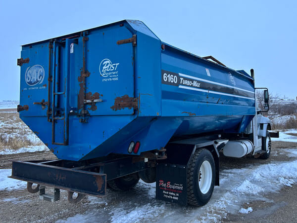 SAC 6160 Reel Feed Mixer Mounted on an 2015 IH 7400 Truck - Image 3