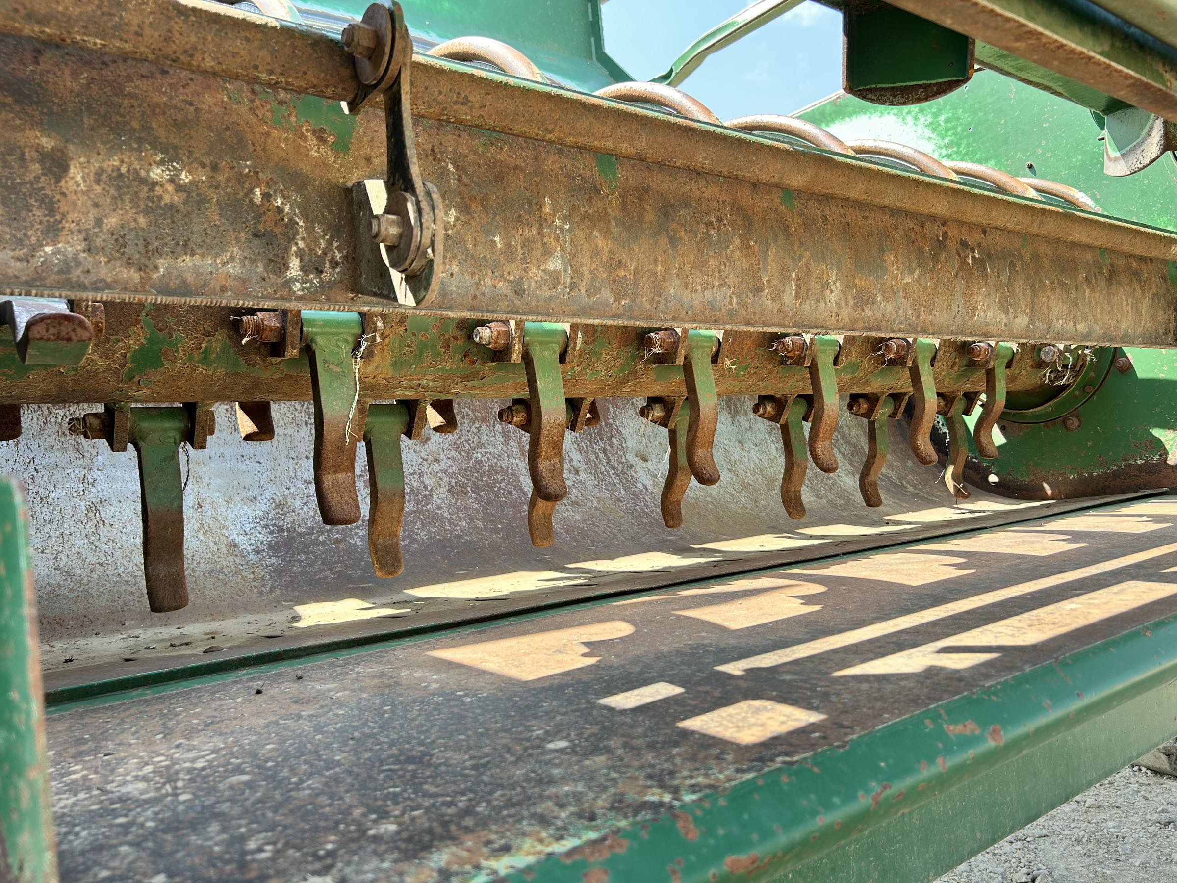 Bale King 3100 Bale Shredder - Image 11