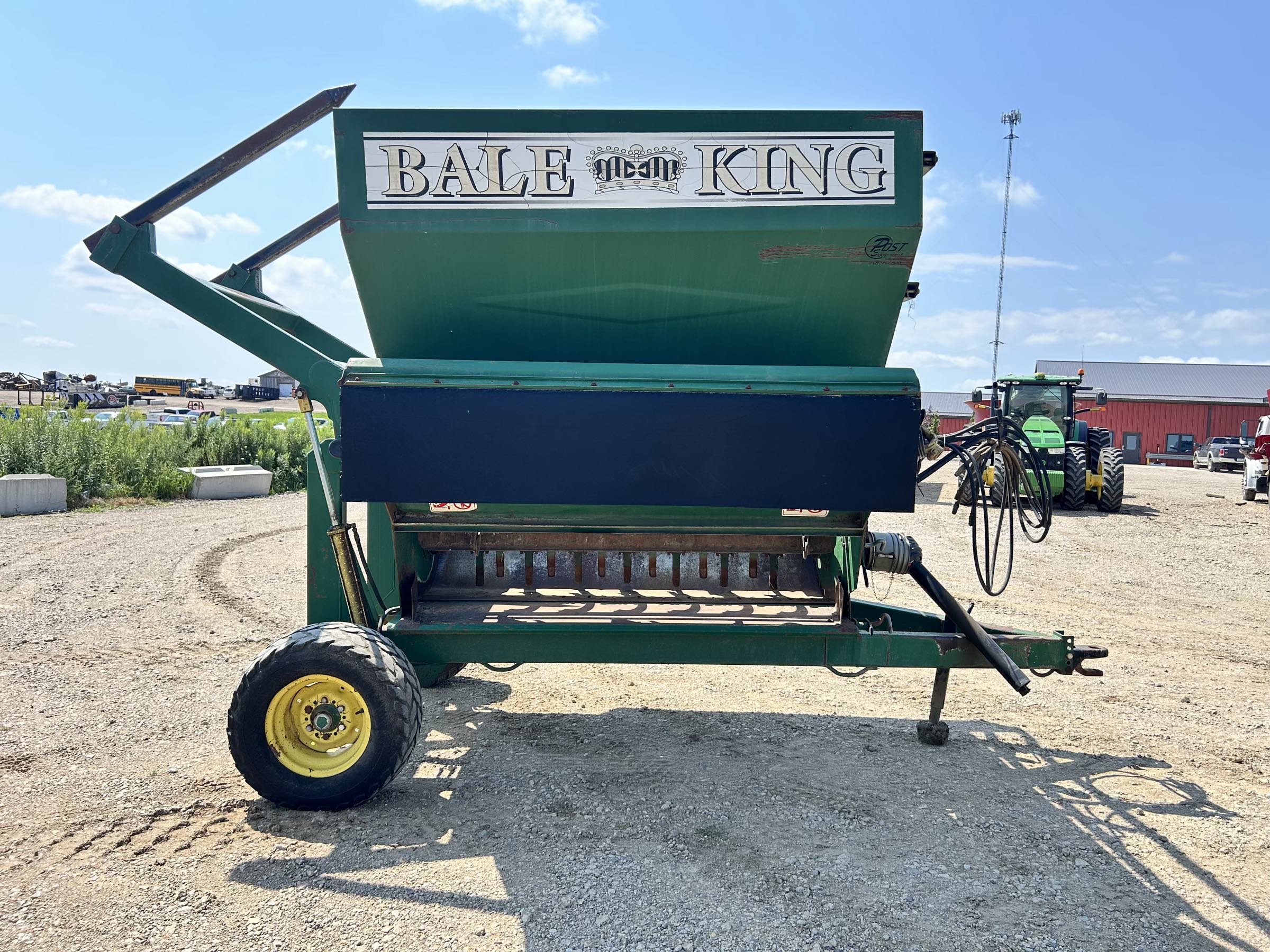 Bale King 3100 Bale Shredder - Image 4