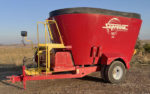 Supreme 900T Vertical Mixer Wagon