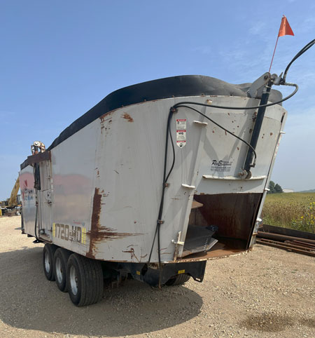 Penta 1720 Vertical Feed Mixer - Image 4
