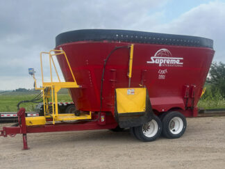 Supreme 1200T Vertical Feed Mixer