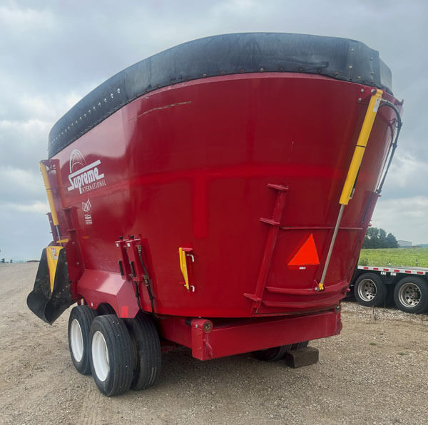 Supreme 1200T Vertical Feed Mixer - Image 4