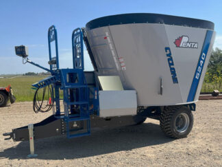 ***NEW*** Penta 5240 Vertical Feed Mixer