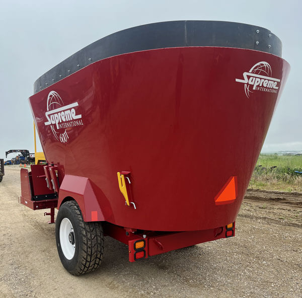 ***NEW*** Supreme 600T Vertical Feed Mixer - Image 4