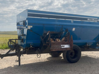 SAC 4500 4 Auger Feed Mixer