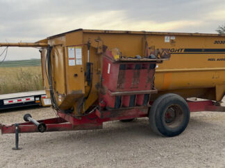 Knight 3030 Reel Feed Mixer