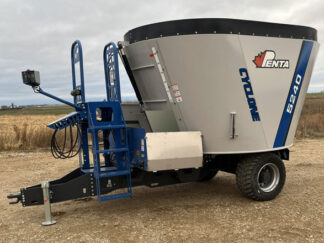 ***NEW*** Penta 5240 Vertical Feed Mixer