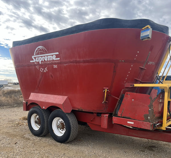 Supreme 1200T Vertical Feed Mixer - Image 3