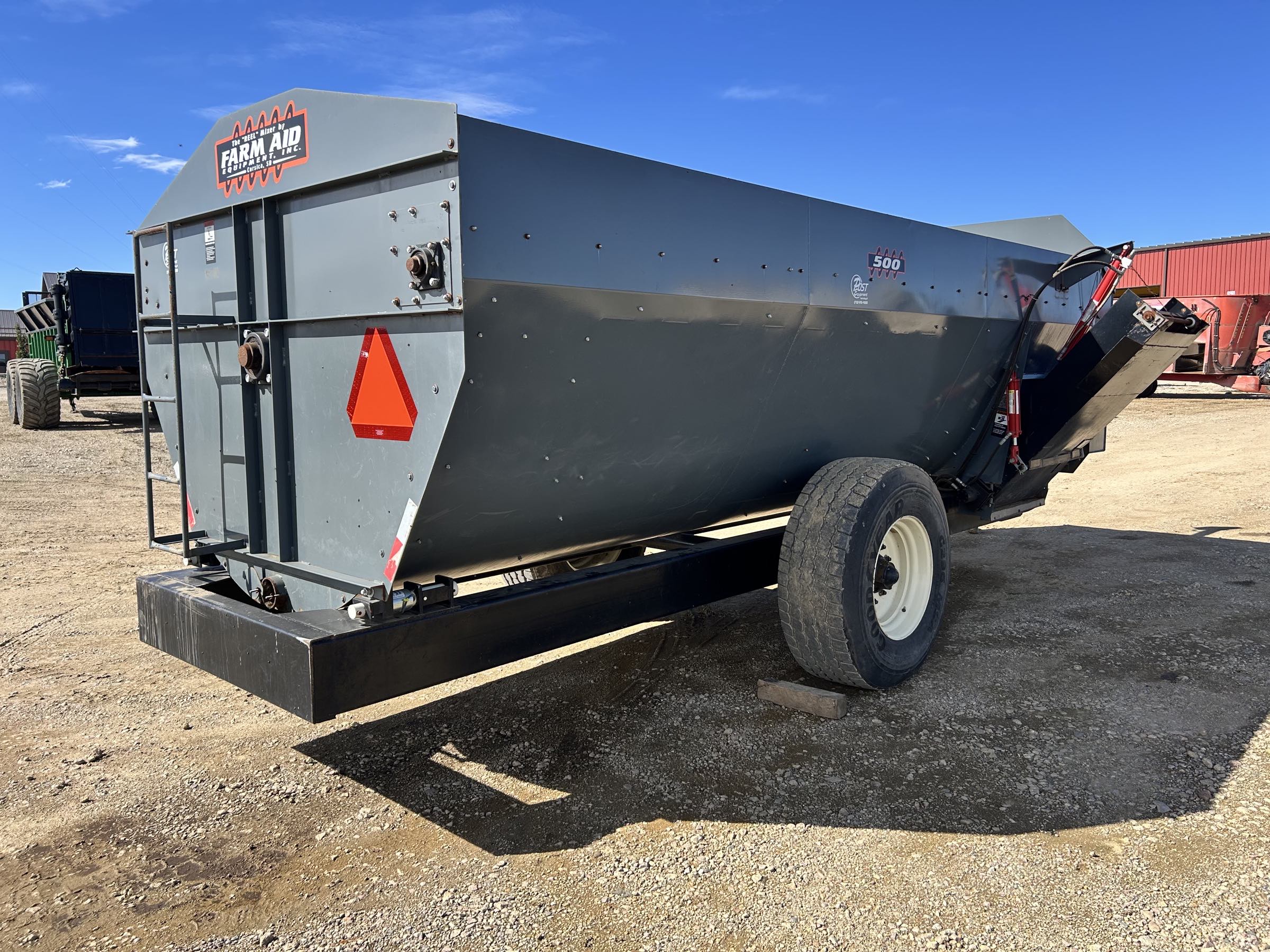 Farm Aid 500 Reel Feed Mixer - Image 5