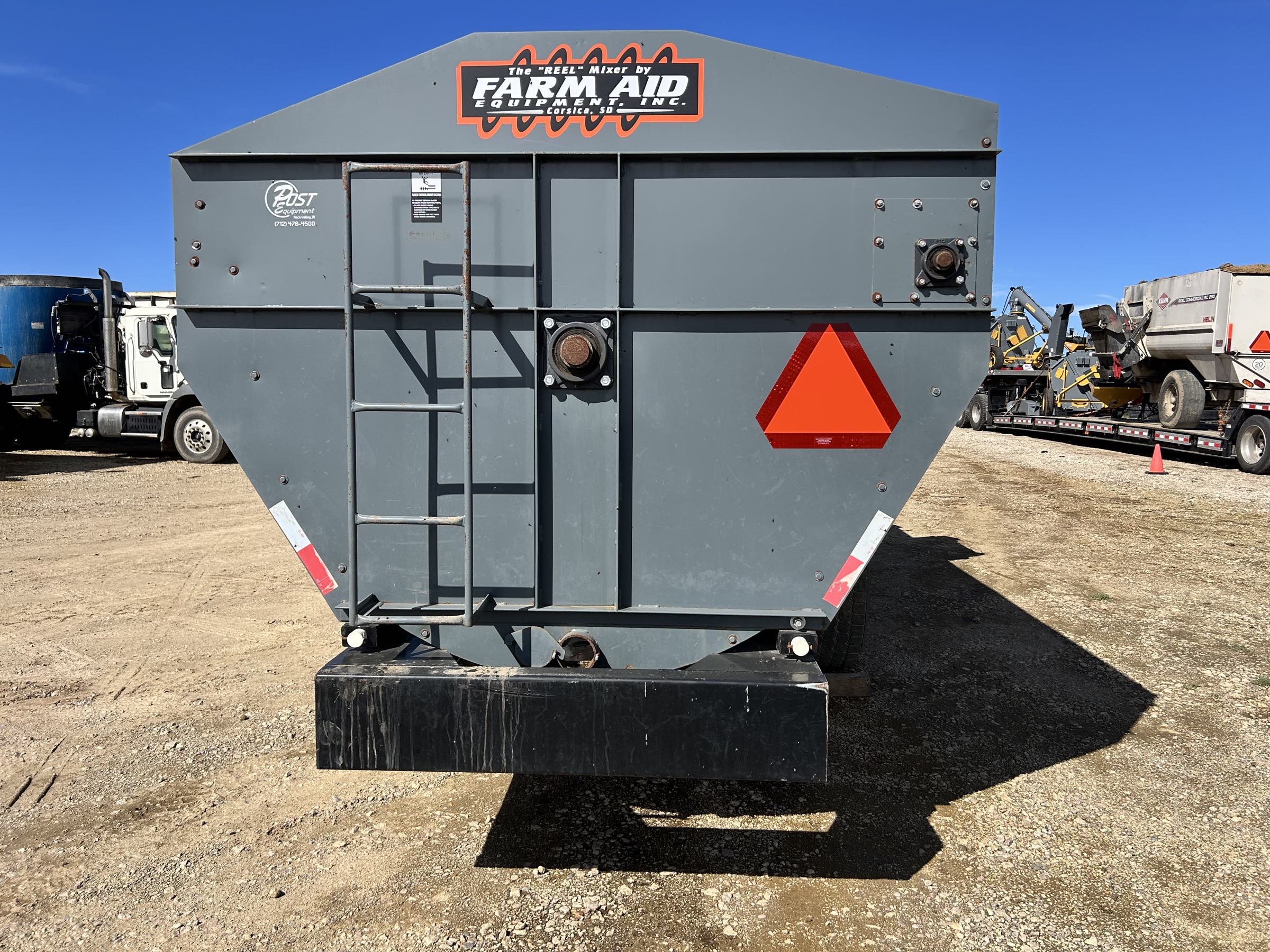 Farm Aid 500 Reel Feed Mixer - Image 6