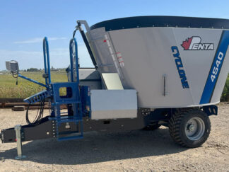 ***NEW*** Penta 4540 Vertical Feed Mixer