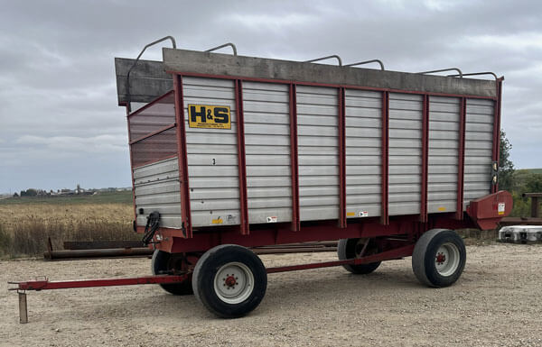 H&S 20' Silage Trailer
