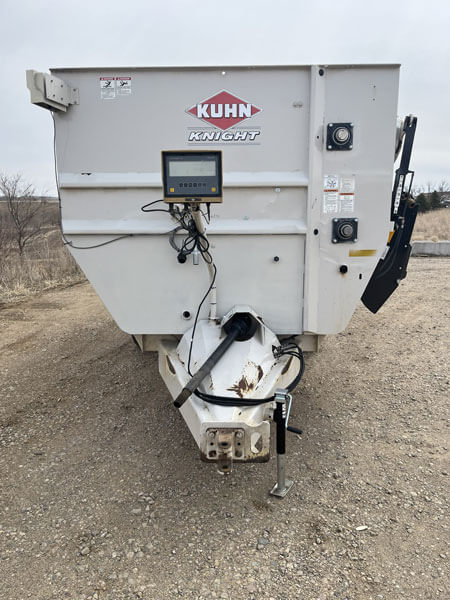Kuhn Knight RC250 Reel Feed Mixer - Image 2