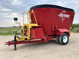 Supreme 900T Vertical Feed Mixer