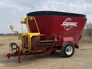 Supreme 600T Vertical Feed Mixer