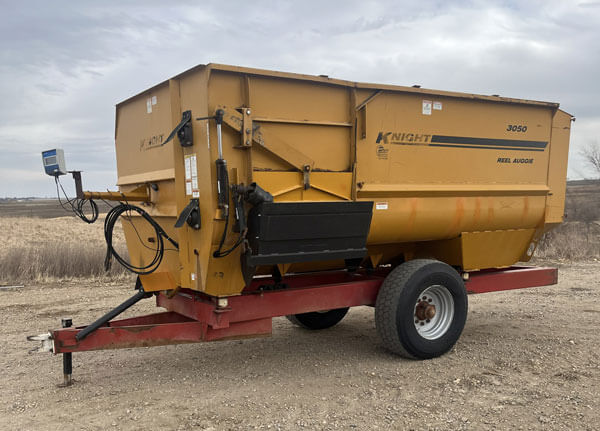 Knight-3050-Reel-Feed-Mixer Knight 3050 Reel Feed Mixer