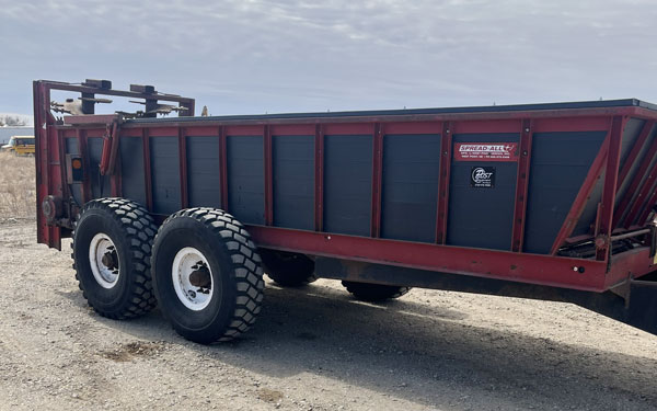Spread-All TR22T-VD Manure Spreader - Image 3