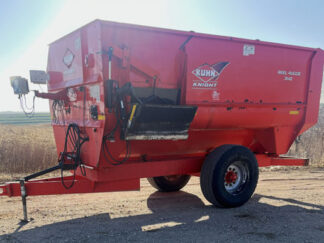 Kuhn Knight 3142 Reel Feed Mixer