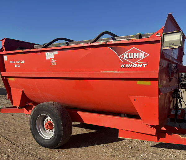 Kuhn Knight 3142 Reel Feed Mixer - Image 3