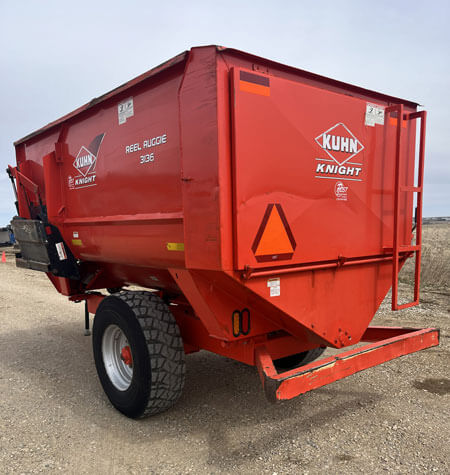Kuhn Knight 3136 Reel Feed Mixer - Image 4