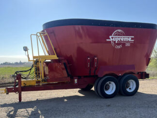 Supreme 1200T Vertical Feed Mixer