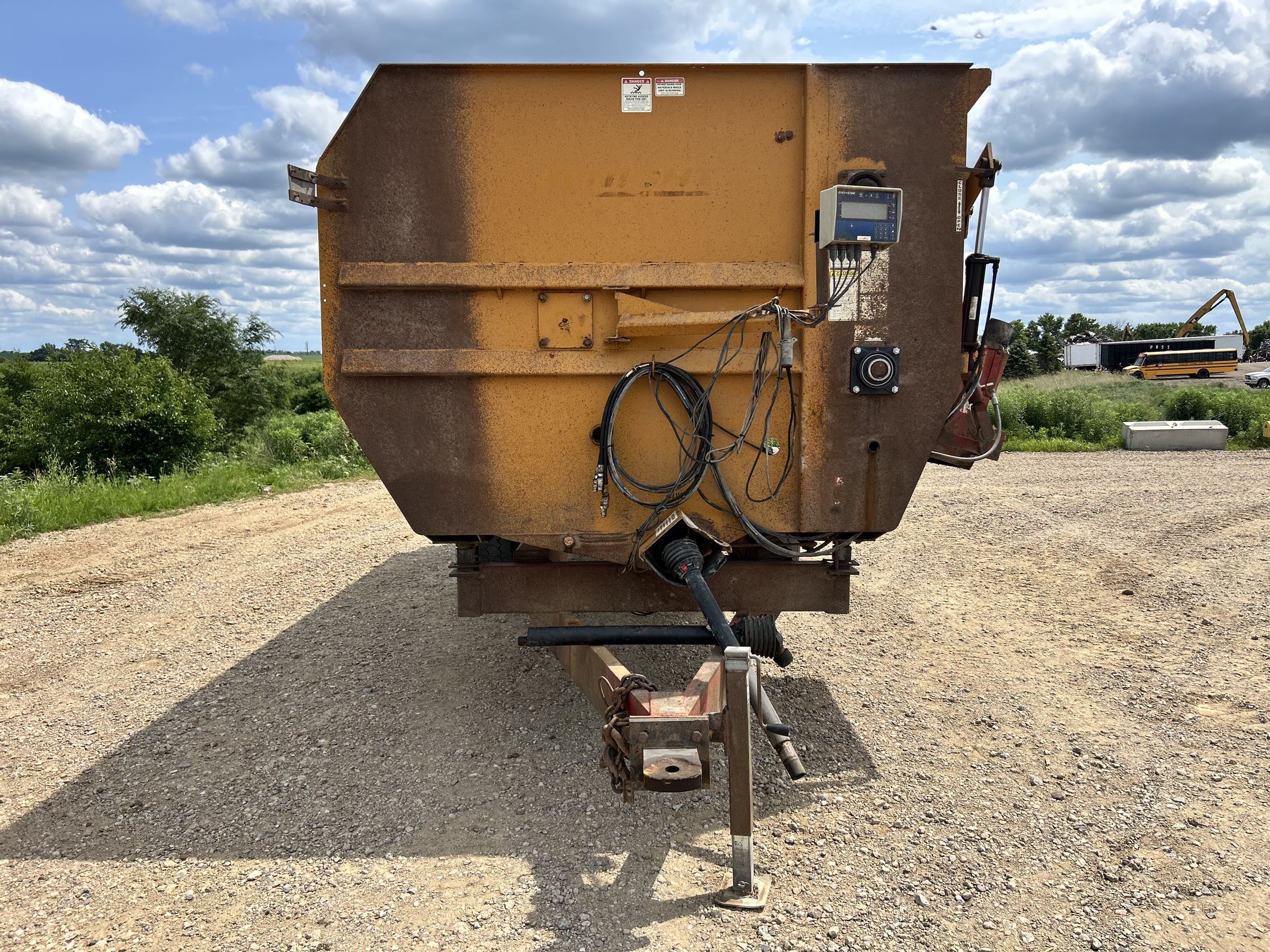 Knight 3070 Reel Feed Mixer - Image 2