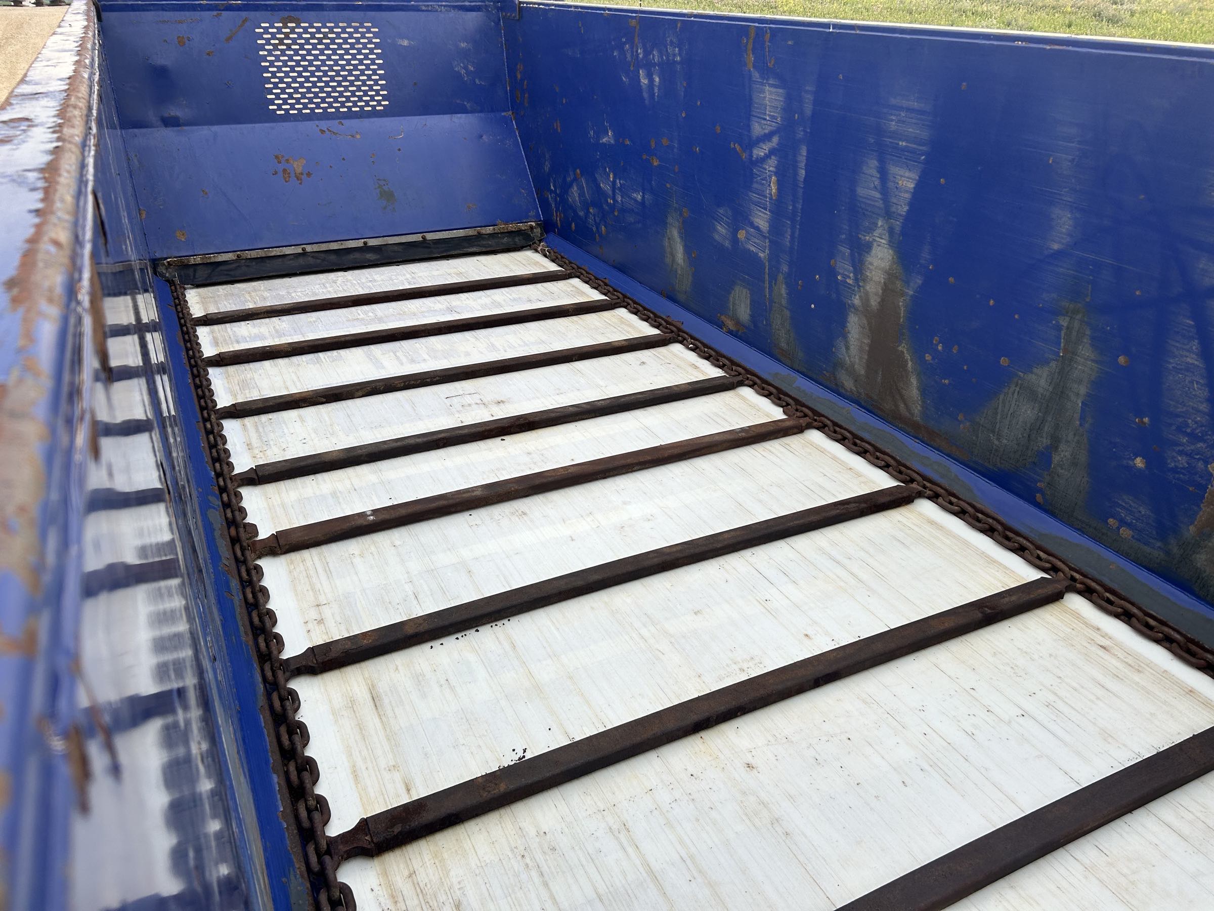 JBS 2448 Manure Spreader - Image 11