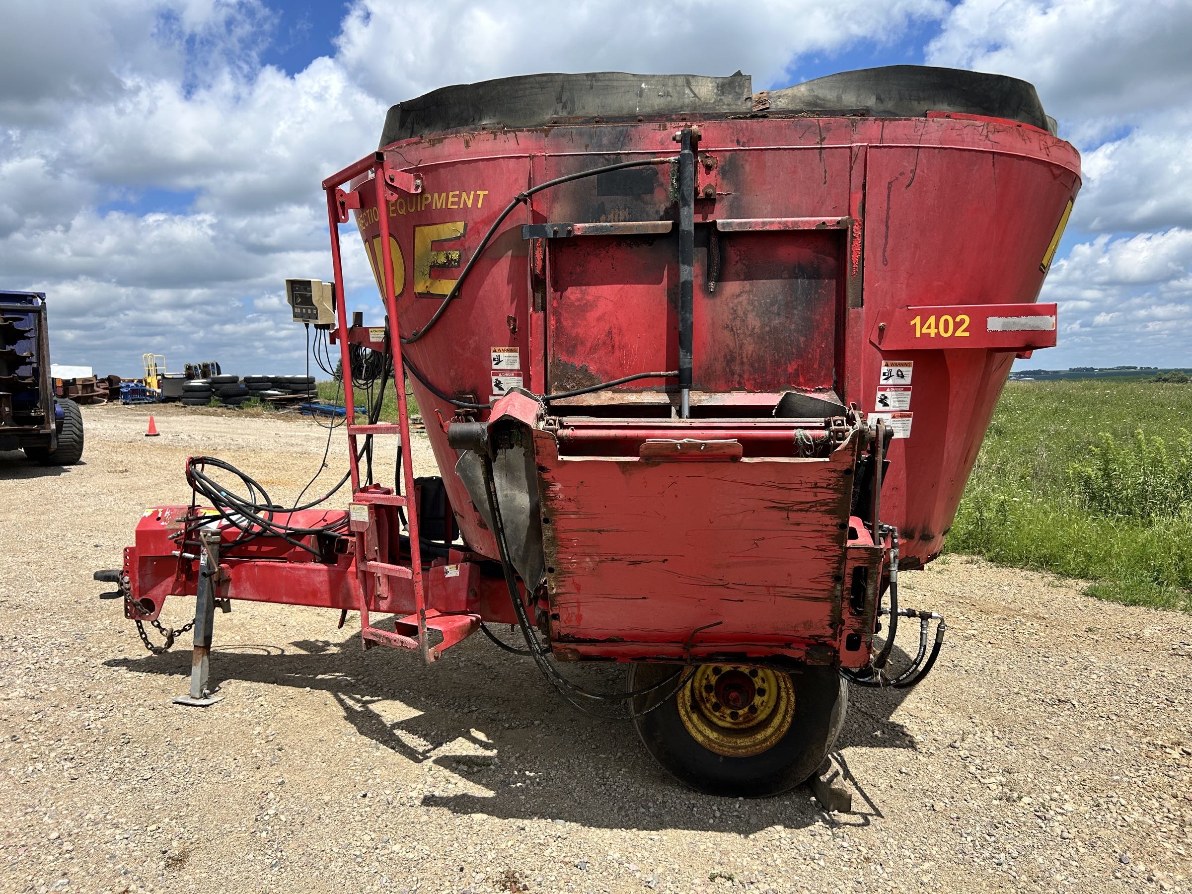 NDEco 1402 Vertical Feed Mixer - Image 8