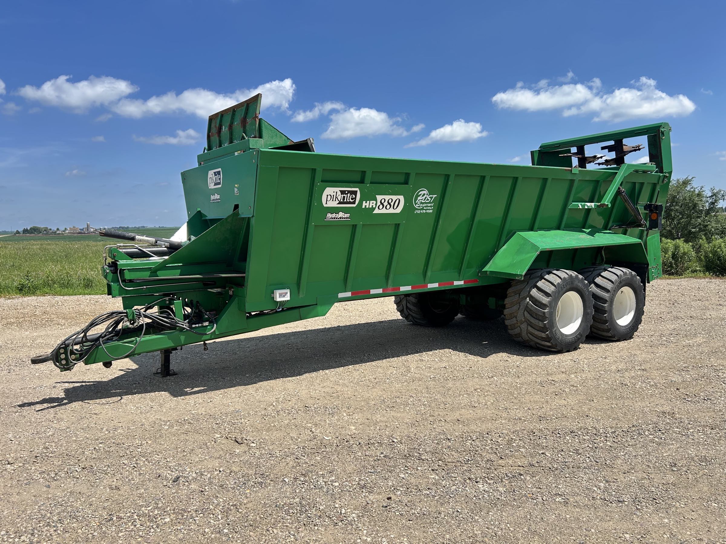 PIK-RITE-H880-HYDRAULIC-VERTICAL-BEATER-MANURE-SPREADER-1 Pik Rite H880 Manure Spreader